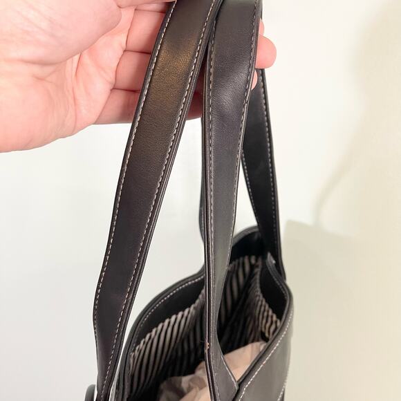 Givenchy Parfums Black Large Shoulder Tote - Picture 7 of 9